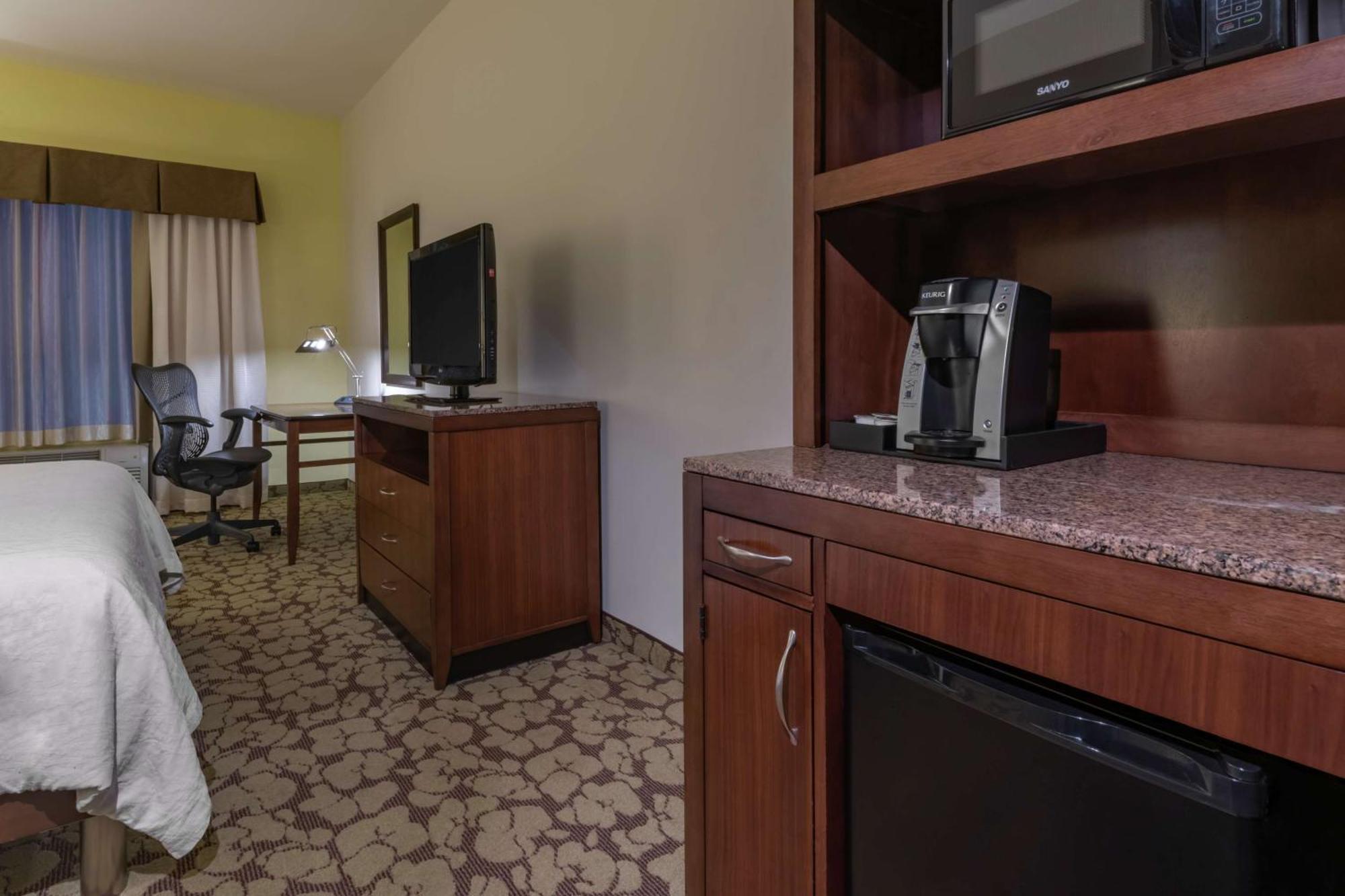 Hilton Garden Inn Devens Common Dış mekan fotoğraf